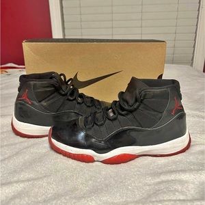 Jordan 11 bred/size 10